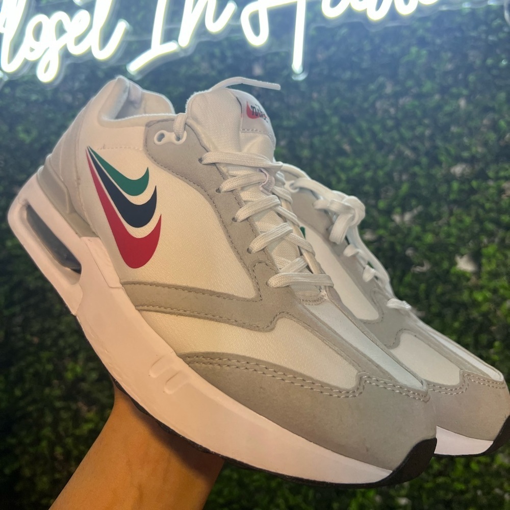 NEW Nike Big Kid's Air Max Dawn White/Pink Glaze-Summit White Size 7Y​​ - Picture 3 of 10